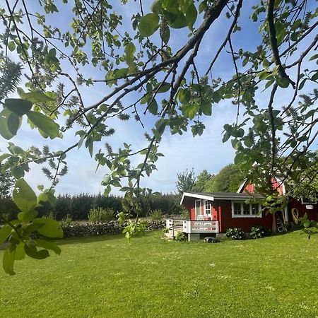 Naturnaera Fritidsboende, Tomtebo - Yintorp Arkelstorp ภายนอก รูปภาพ